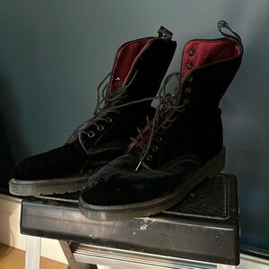 Dr Martens satin black boot US 8 EU 39 UK 6